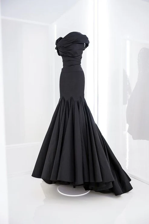 Elegant Black Off Shoulder Mermaid Long Formal Evening Gown MD7768