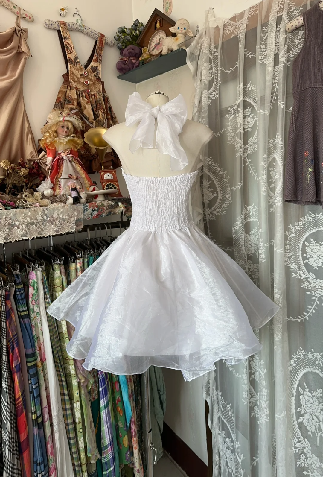 White Halter A-Line Chiffon Vintage Short Party Dress Homecoming Dress, D339