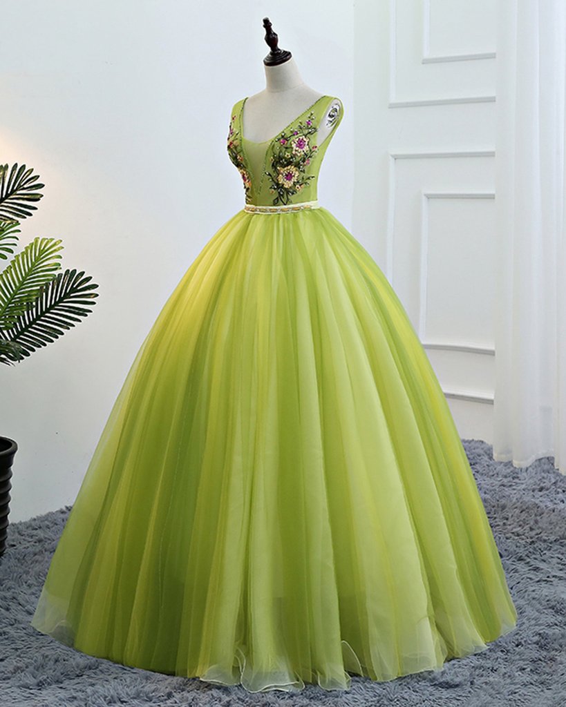 Fresh Green Tulle V Neck Long Lace Up Senior Prom Dress With Applique M5443